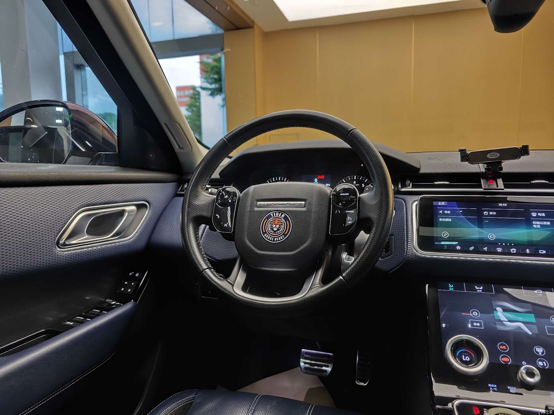 Land Rover Range Rover, 2018 16
