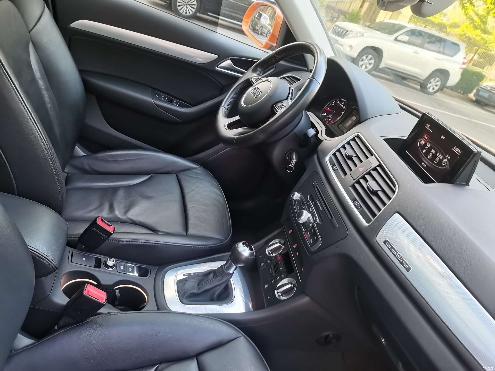 Audi Q3, 2015 21