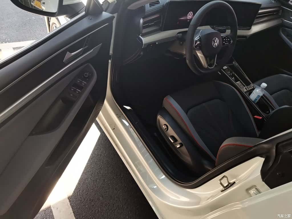 Volkswagen Lamando, 2024 16