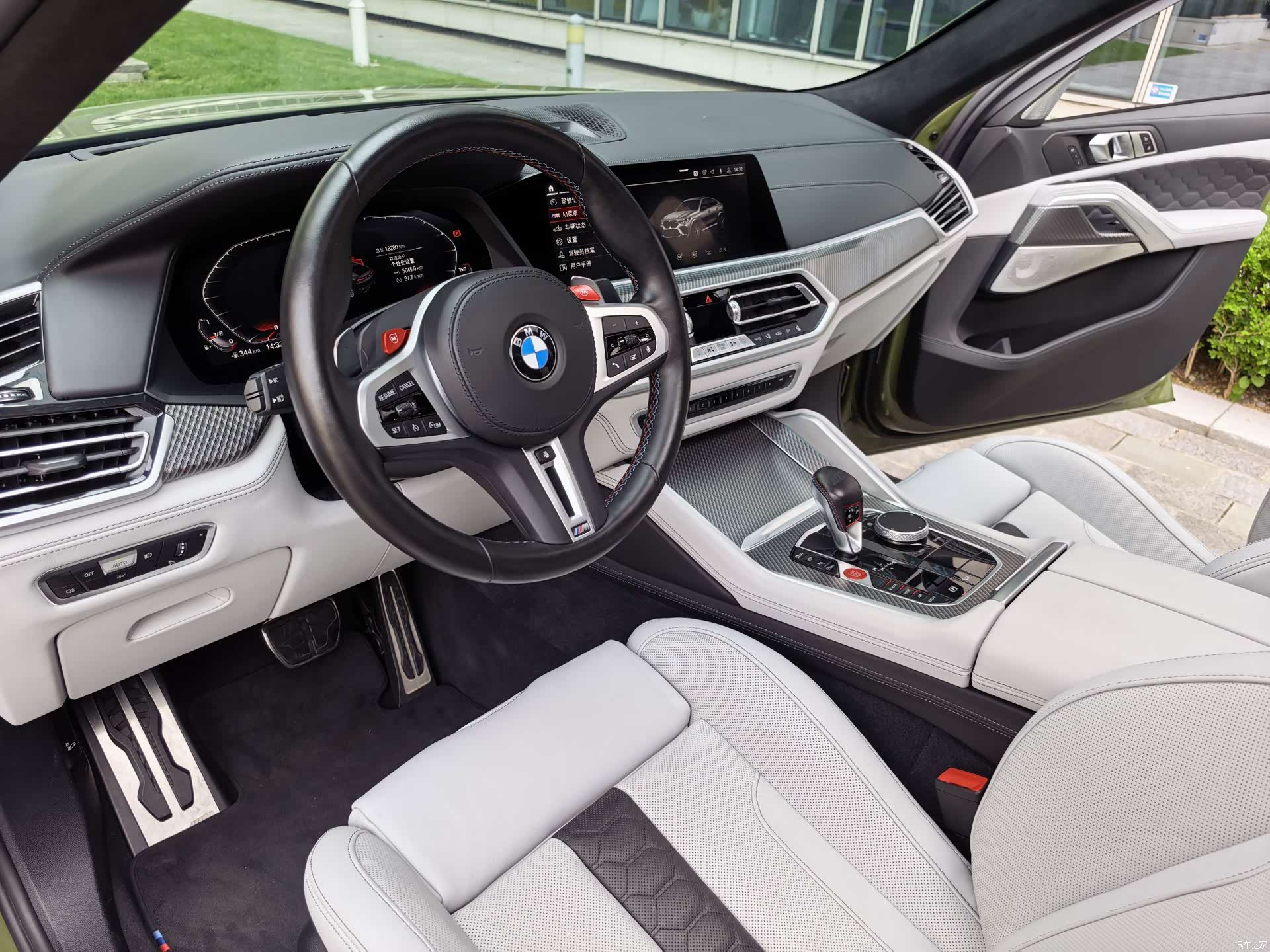 BMW X6, 2022 12