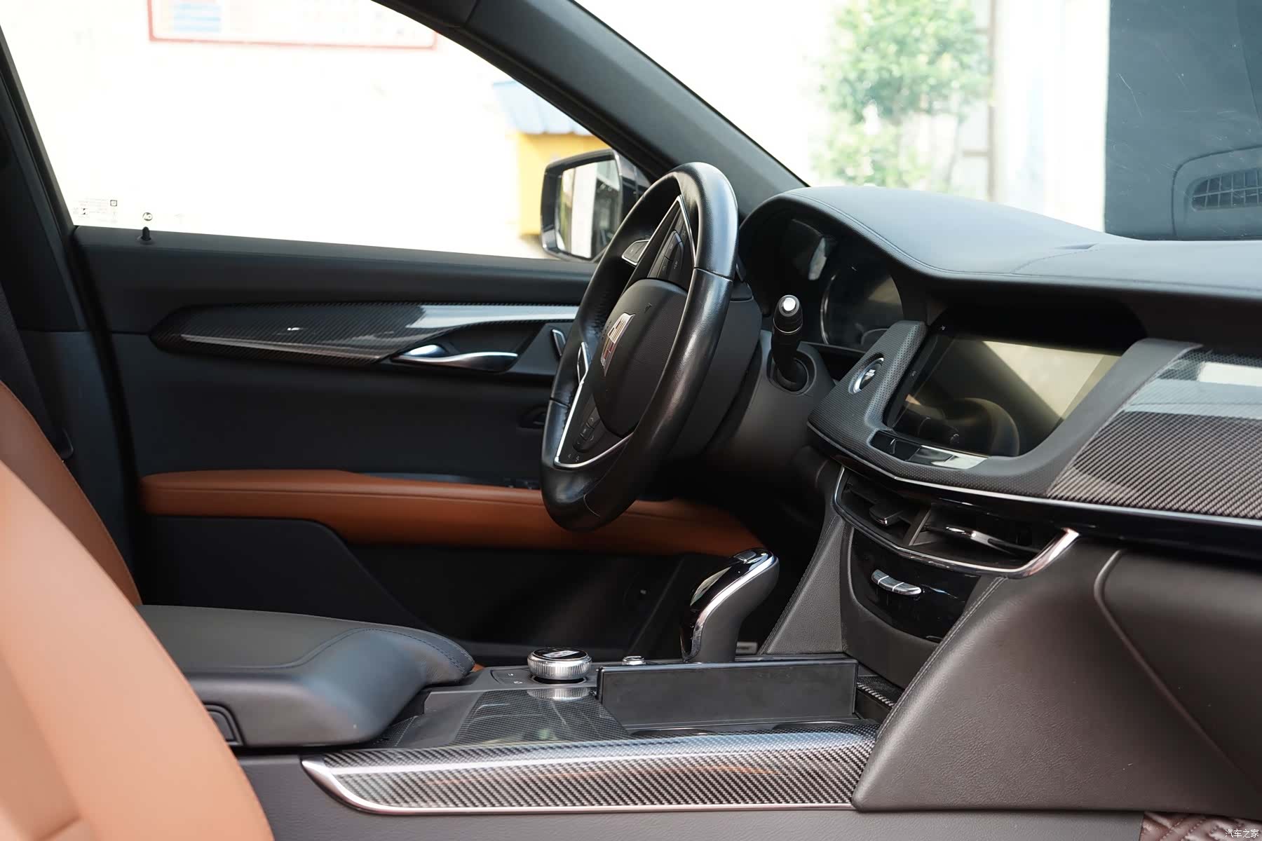 Cadillac CT6, 2022 13
