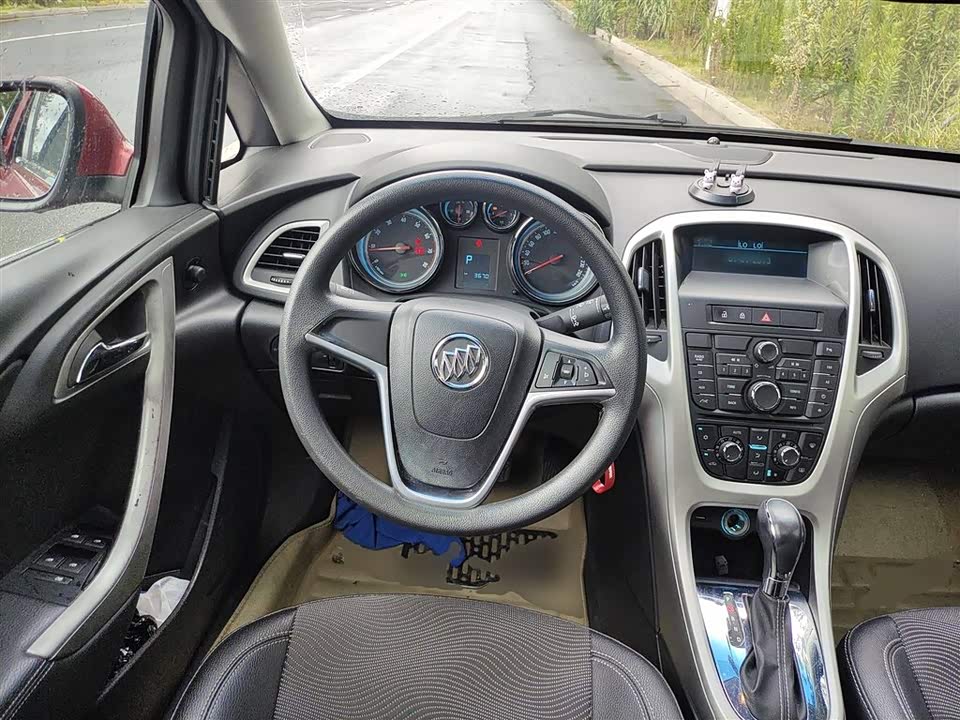 Buick Yinglang