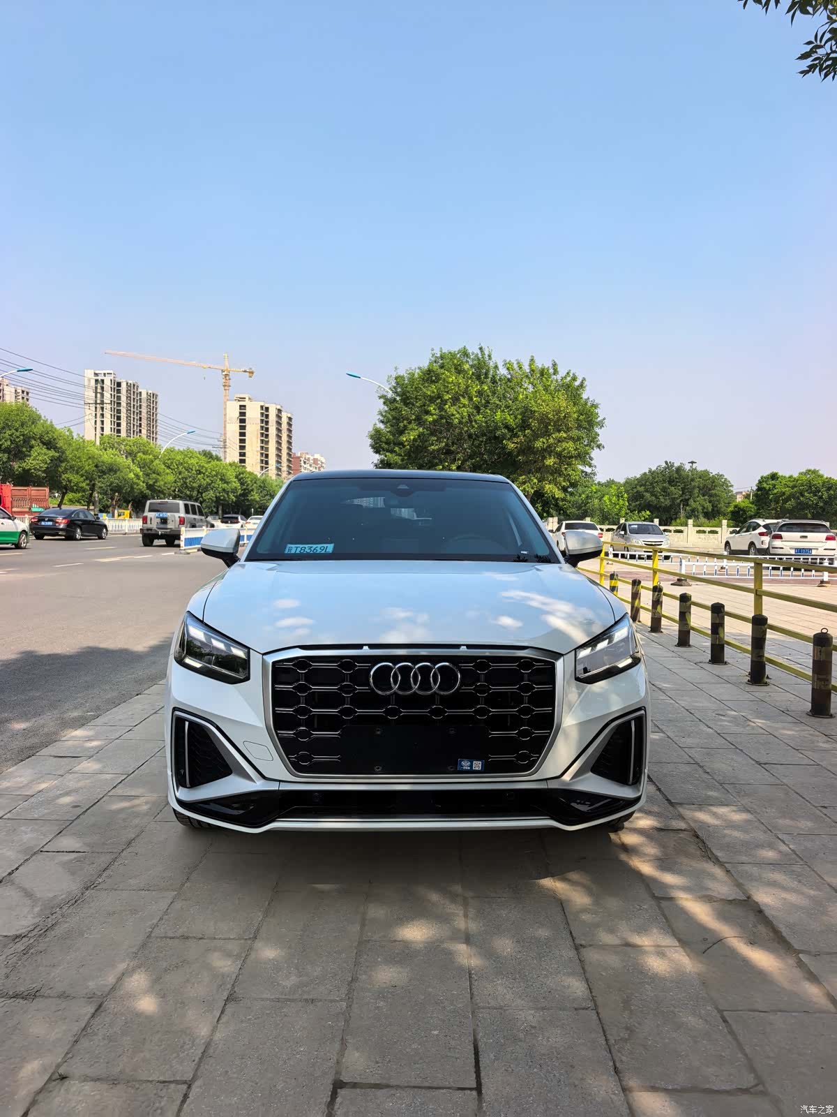 Audi Q2L, 2023 2