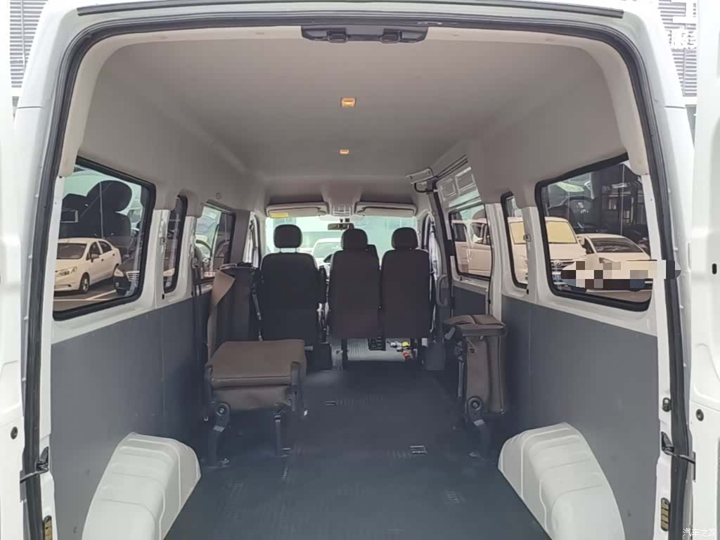 Maxus V80, 2022 19