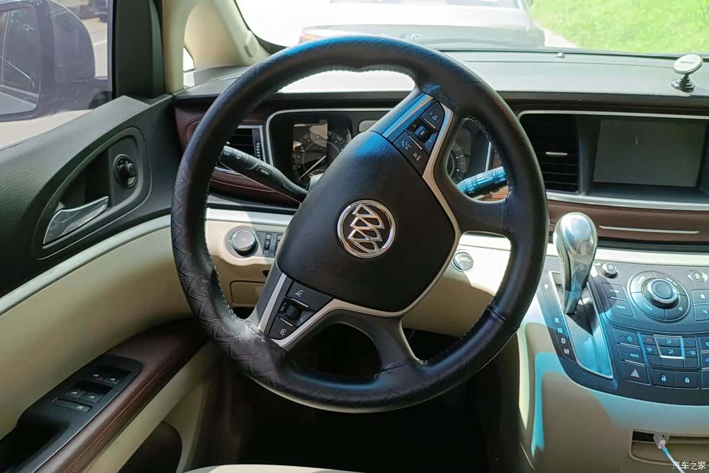 Buick GL8, 2019 15