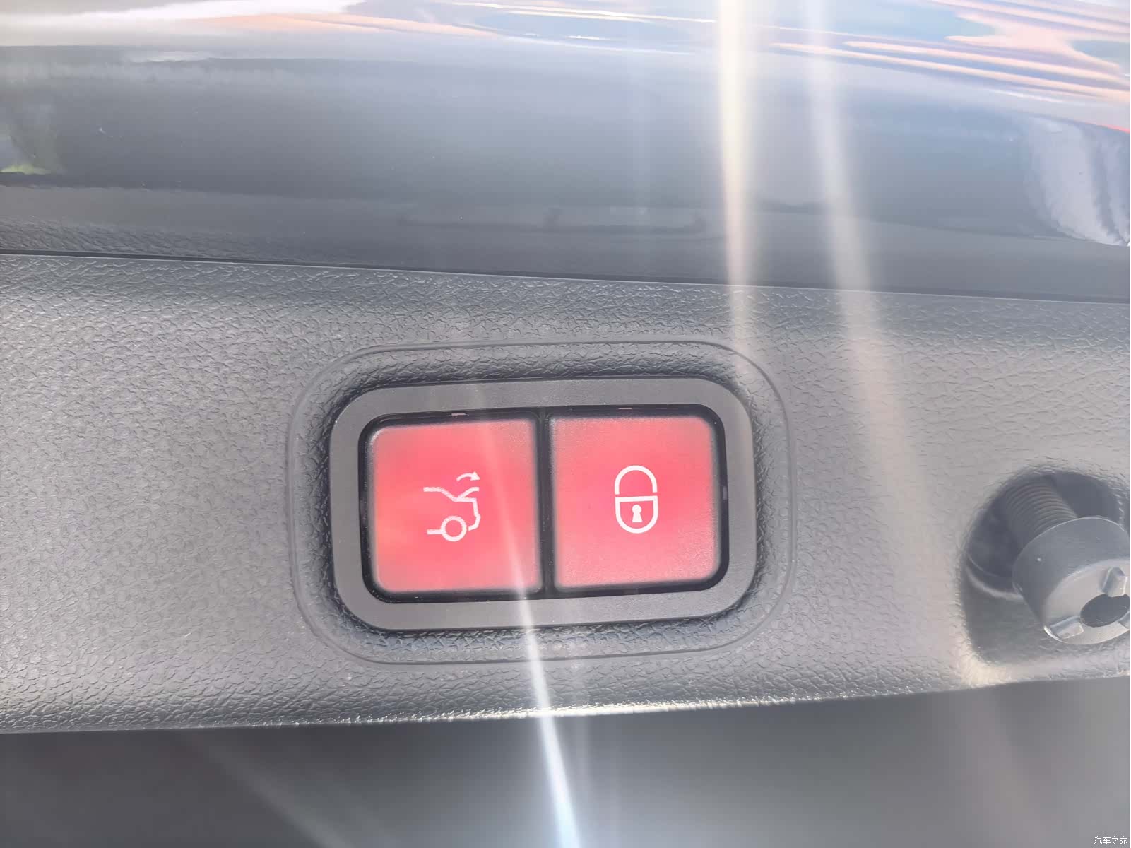 Mercedes-Benz E-Class, 2019 13