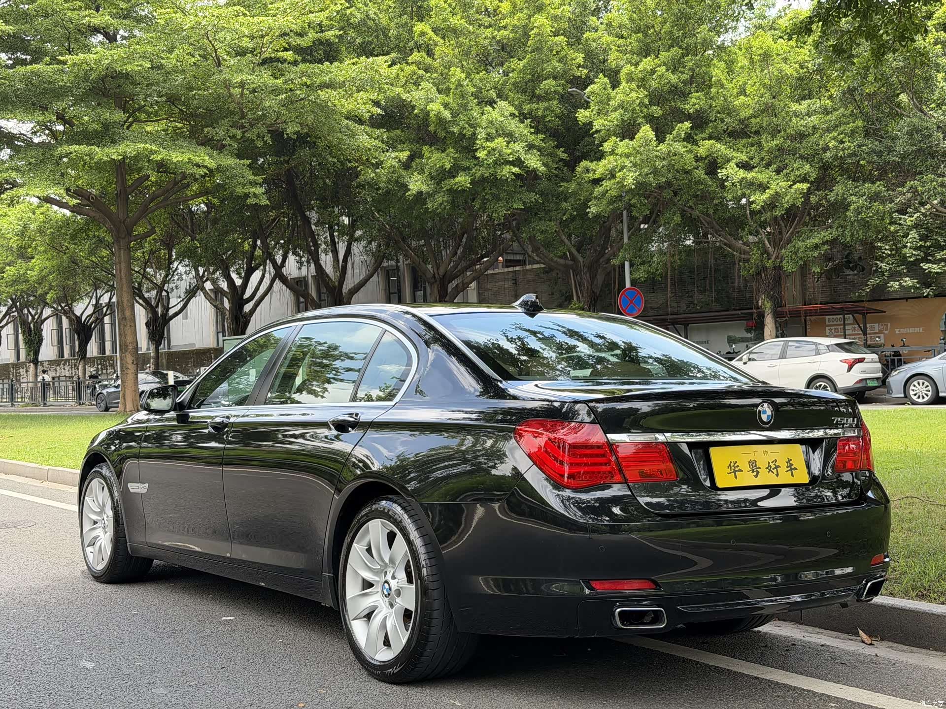 BMW 7 Series, 2013 4