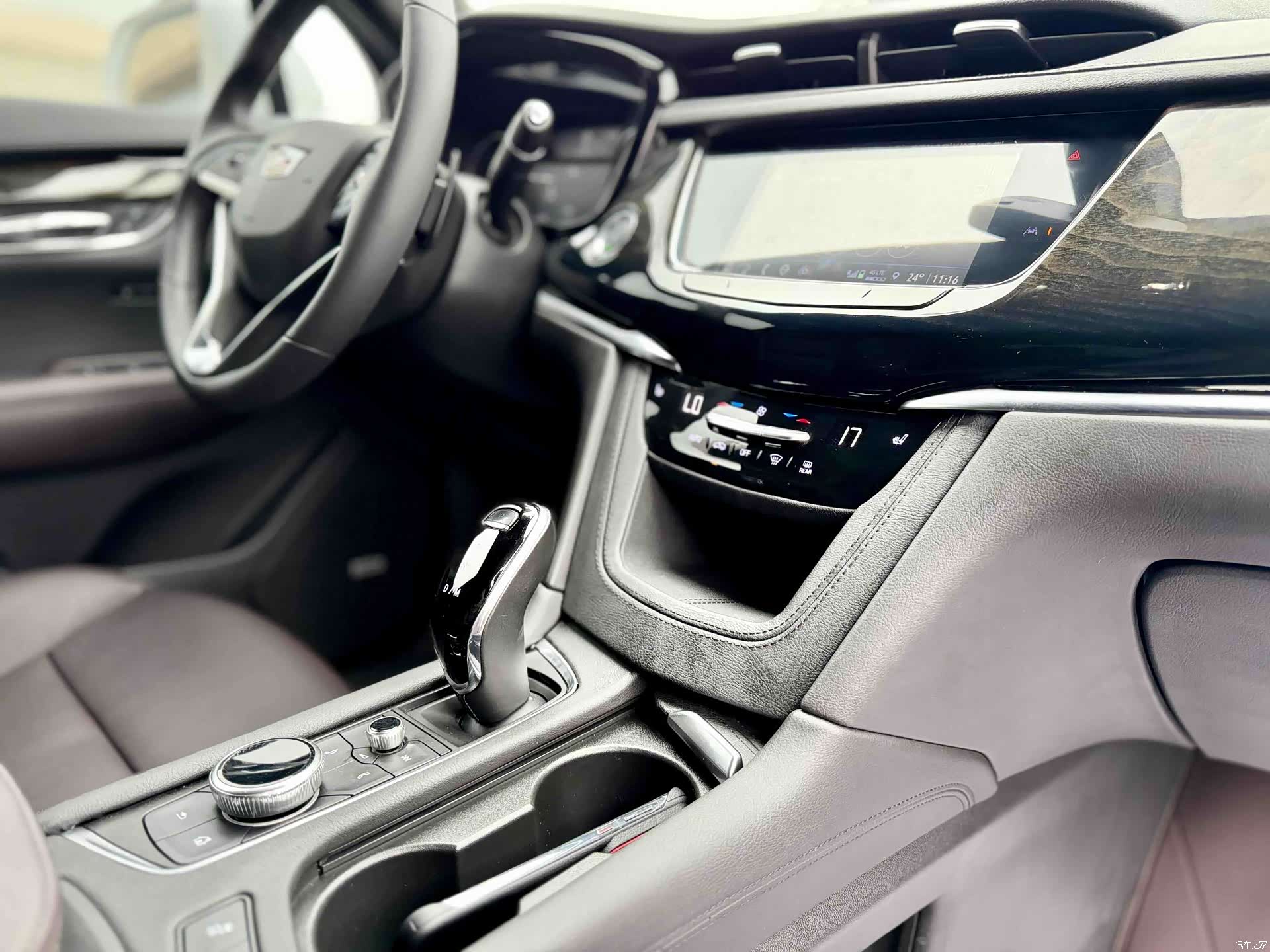 Cadillac XT6, 2023 8