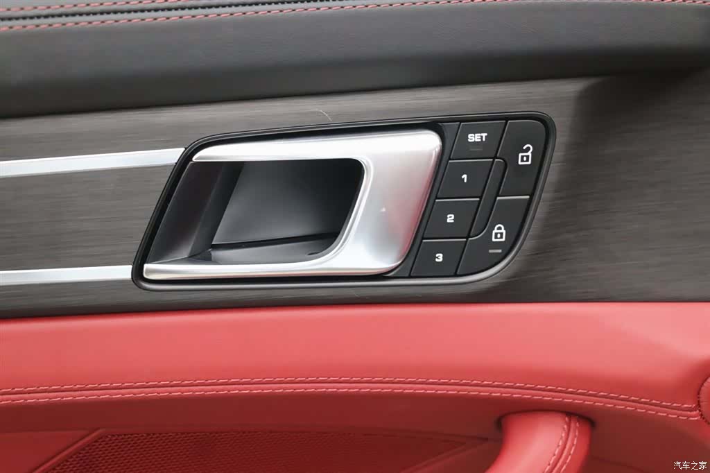 Porsche Panamera, 2023 11