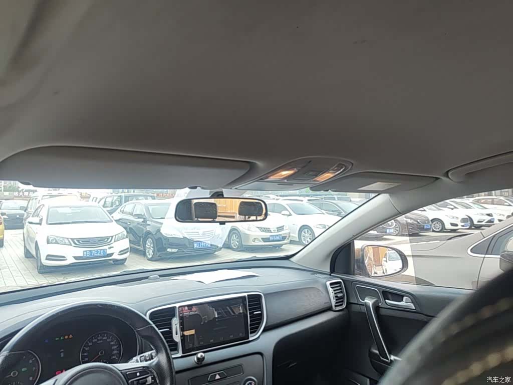 Kia KX5, 2016 18