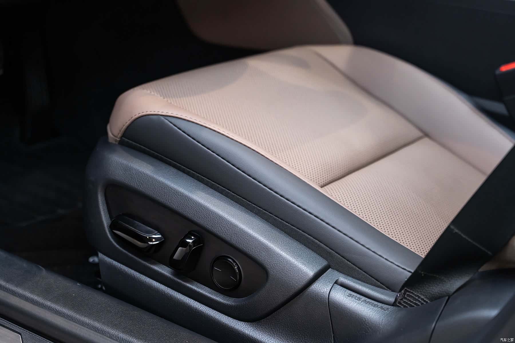 Lexus ES, 2026 19