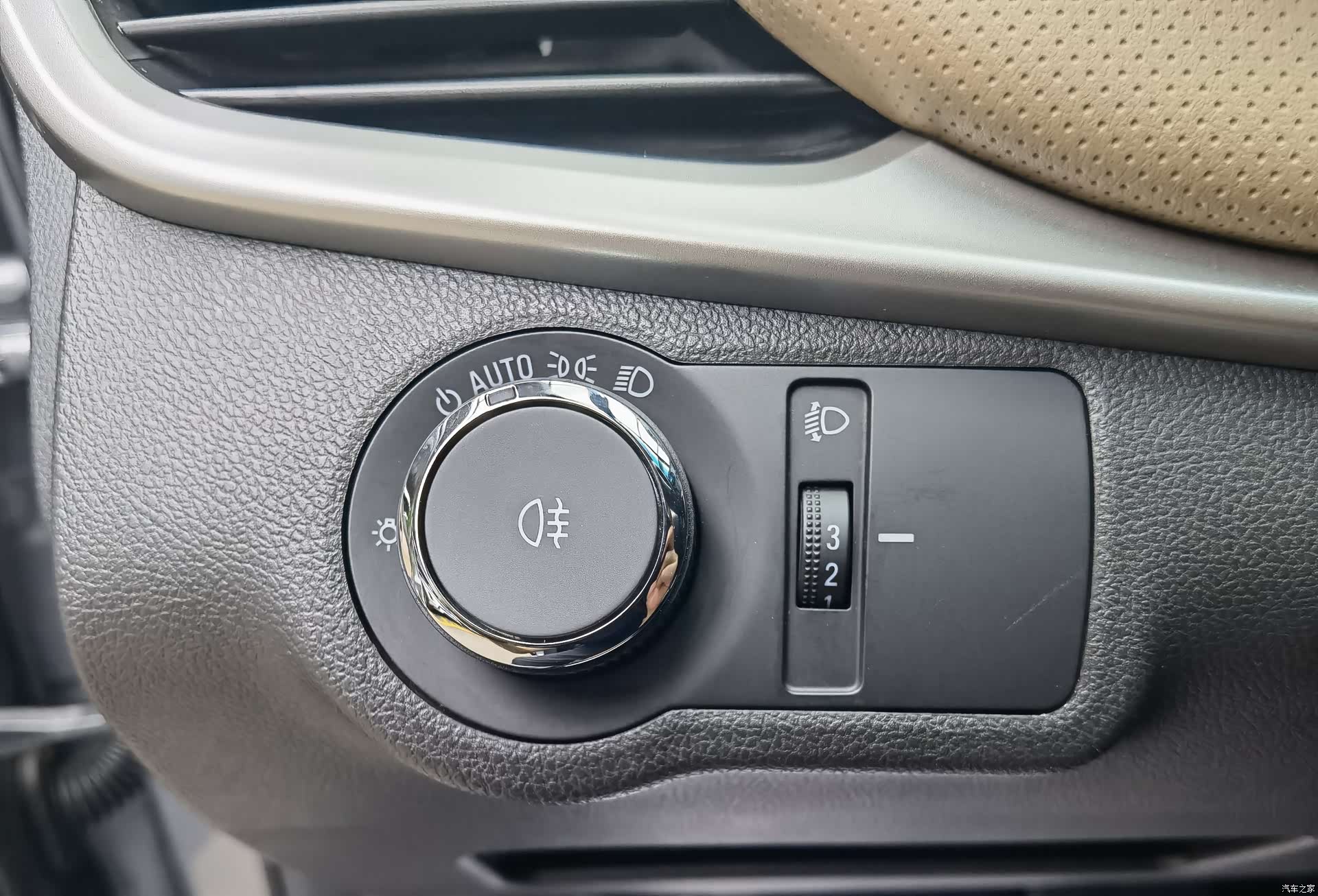 Chevrolet 320, 2021 13