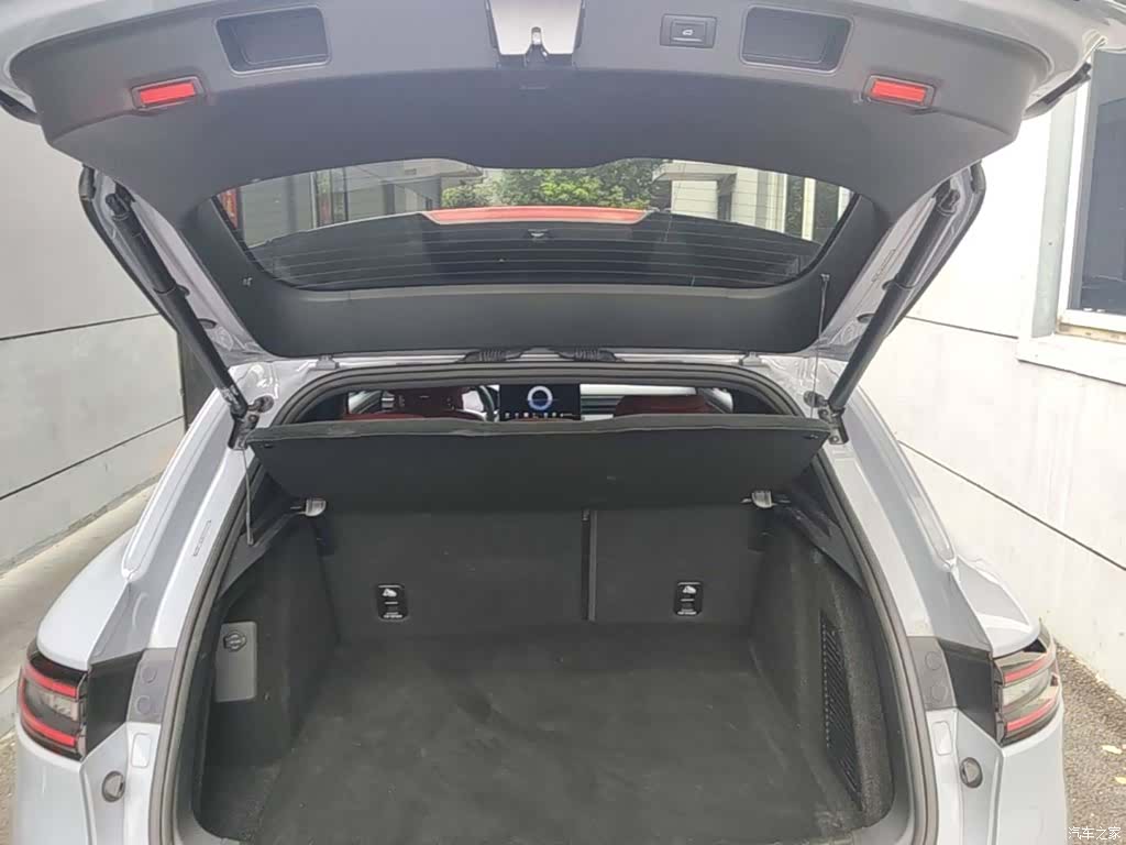 AITO M5, 2025 19