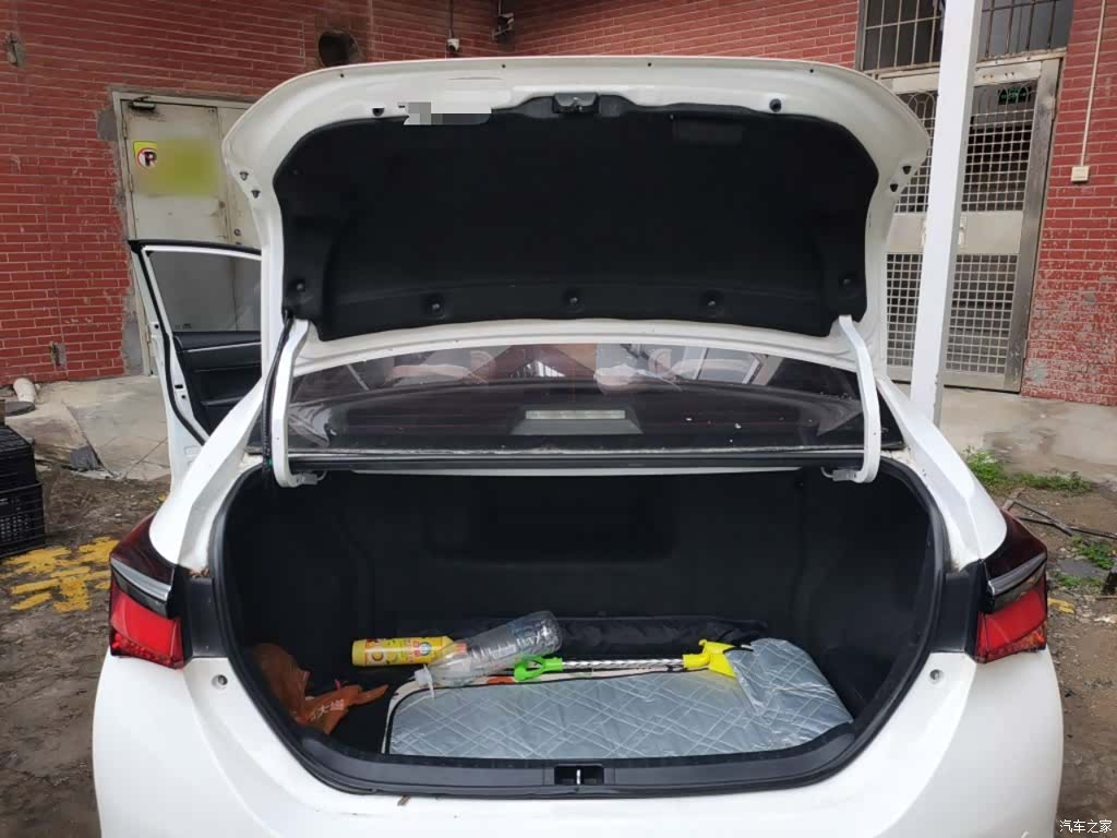 Toyota Corolla, 2016 10