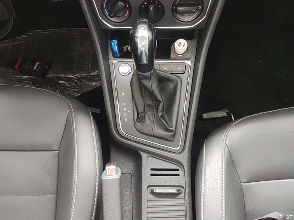 Volkswagen Lavida, 2017 14