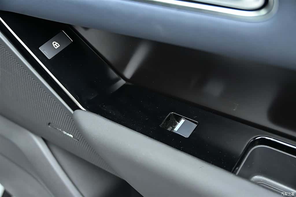 Land Rover Range Rover, 2026 27