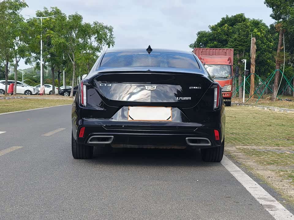 Cadillac CT4