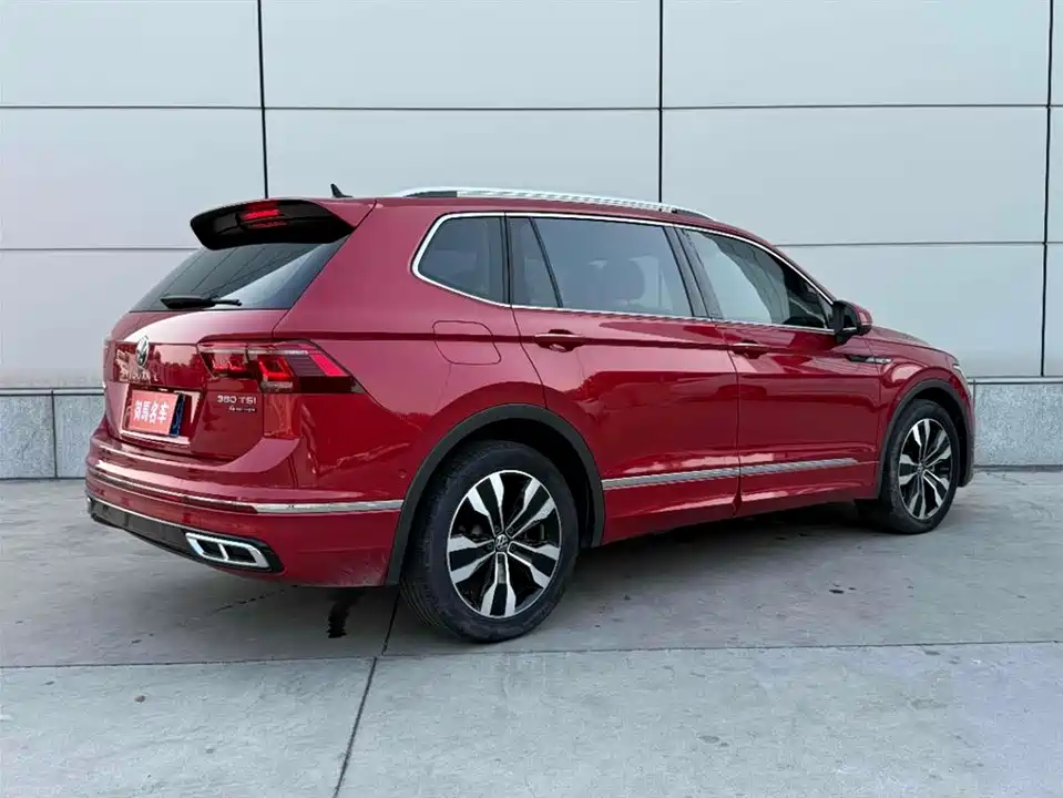 Volkswagen Tiguan L