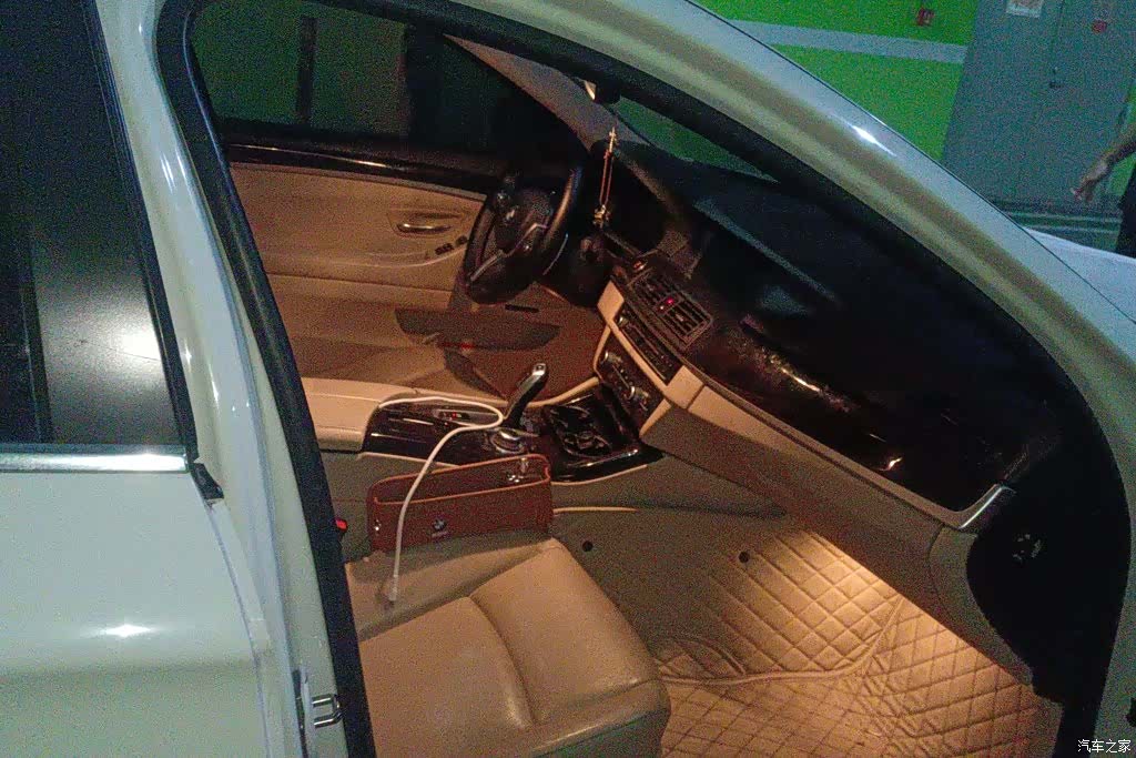 BMW 5 Series, 2012 8