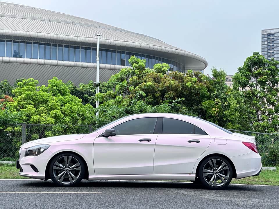 Mercedes-Benz CLA