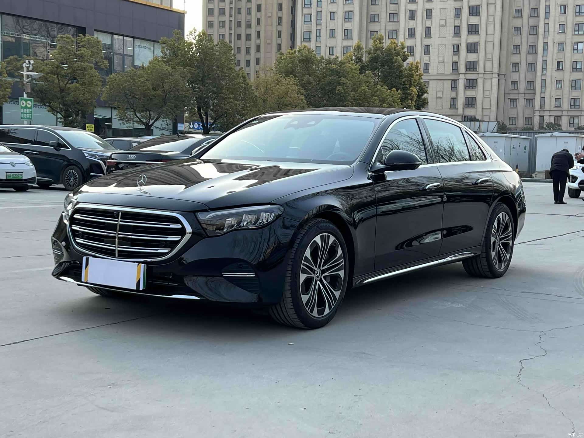 Mercedes-Benz E-Class, 2024 1