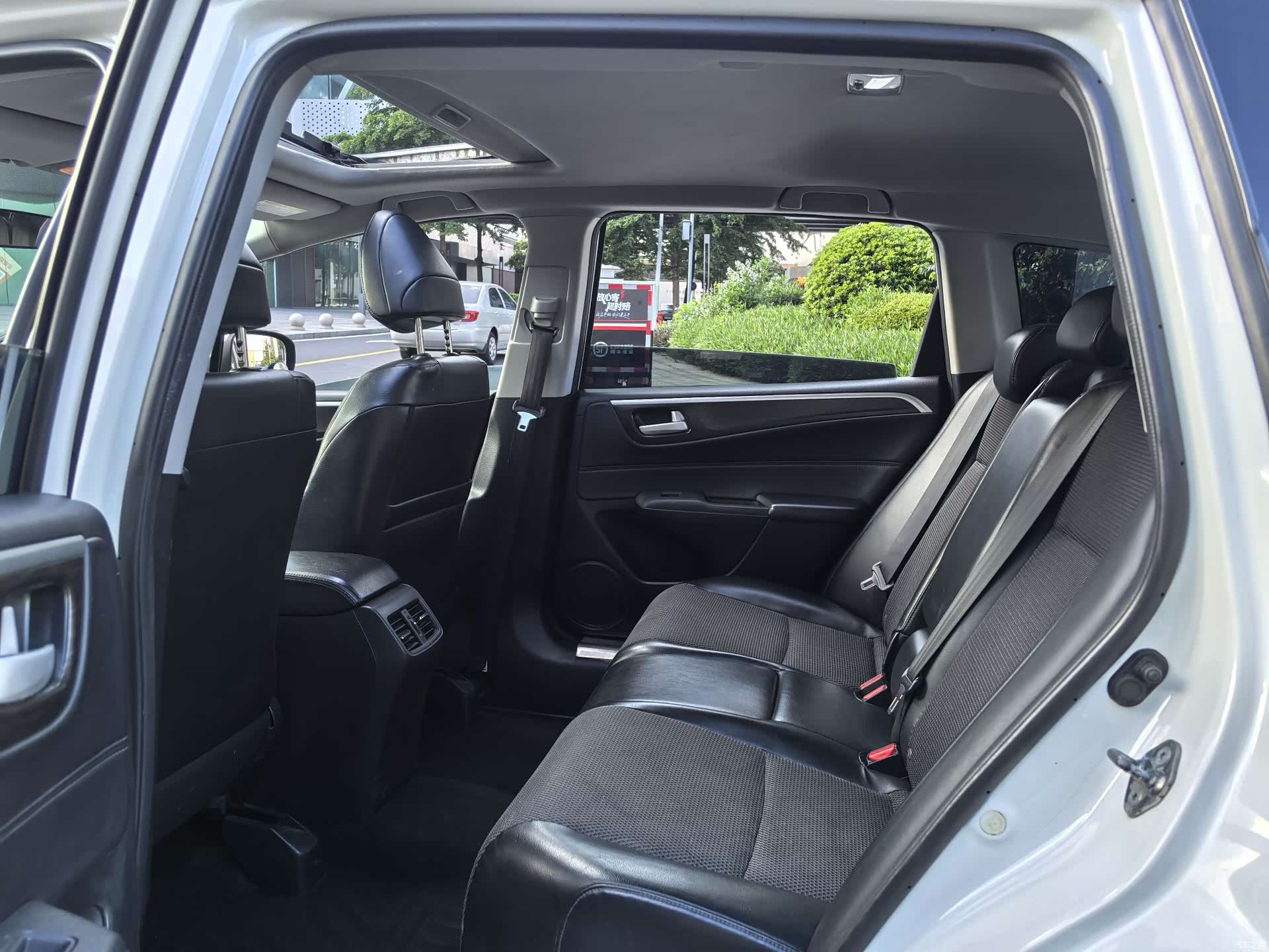 Honda Jade, 2016 9
