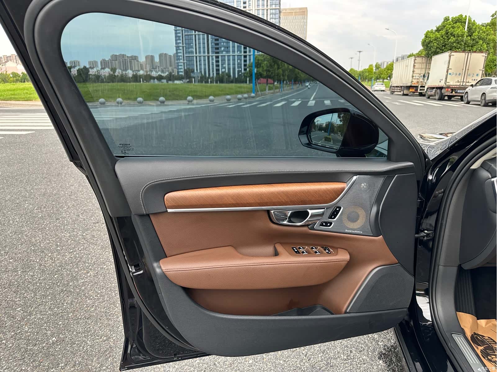 Volvo S90, 2019 11
