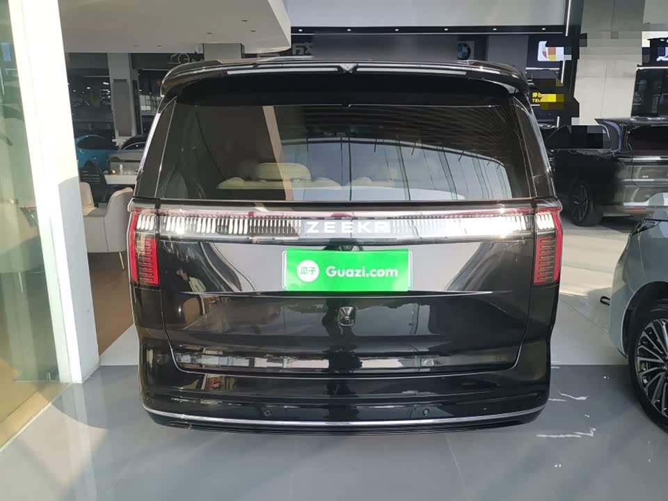 Zeekr 009