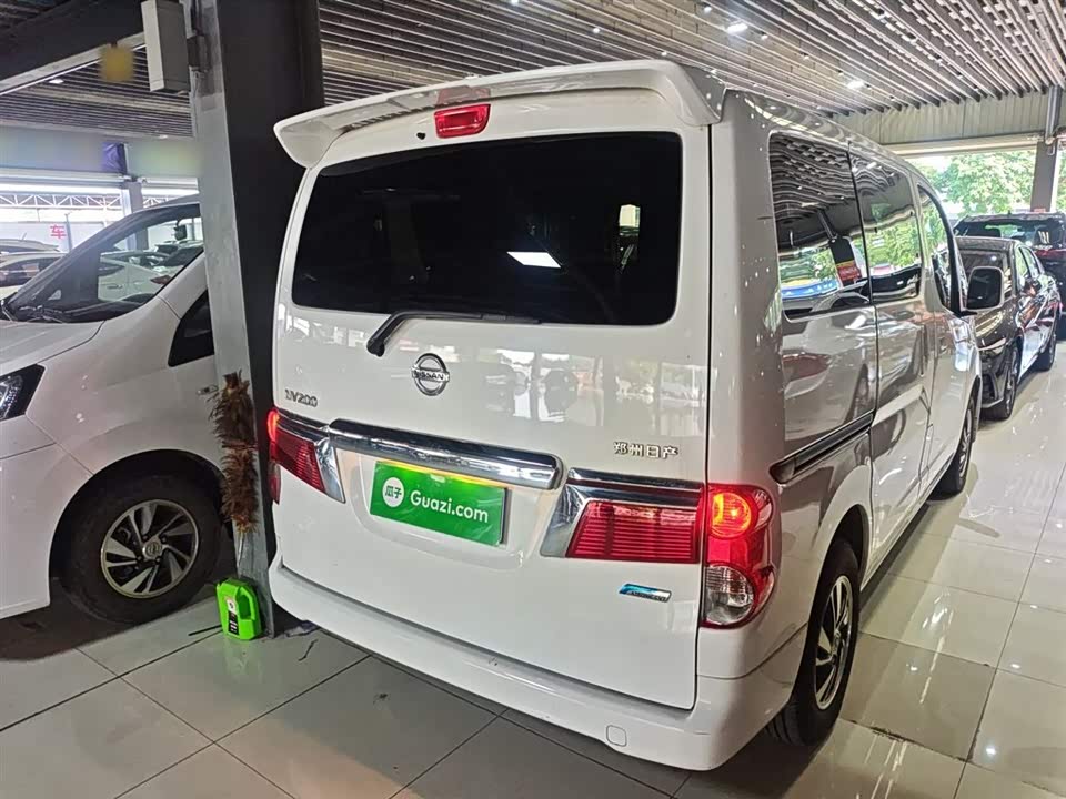 Nissan NV200