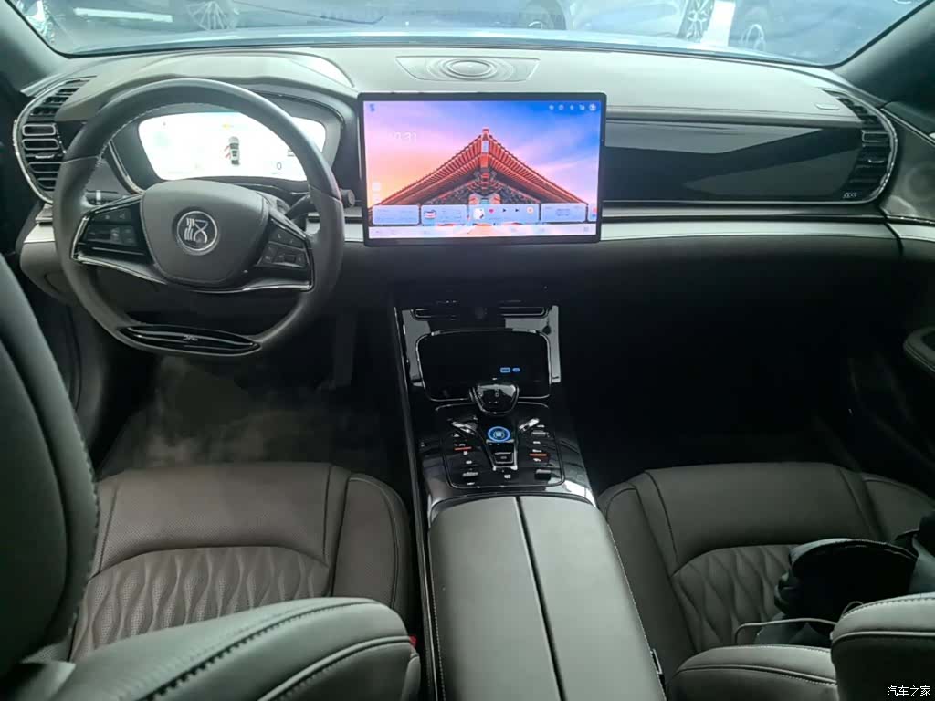BYD Han, 2024 10