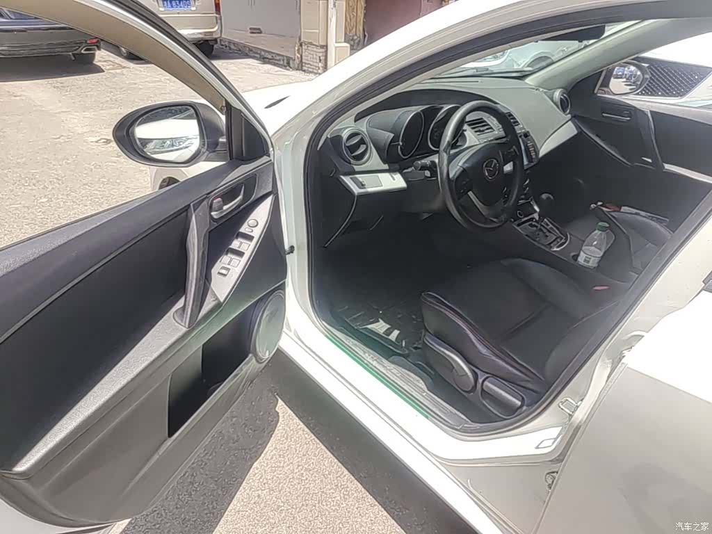 Mazda 3, 2015 16