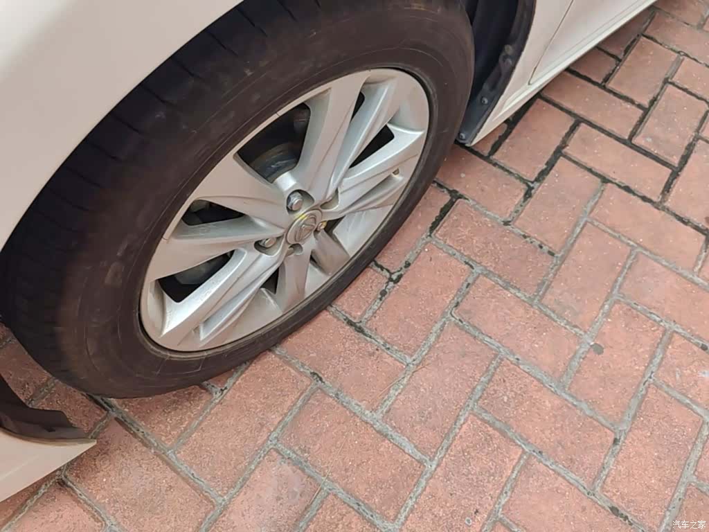 Lexus CT, 2015 23