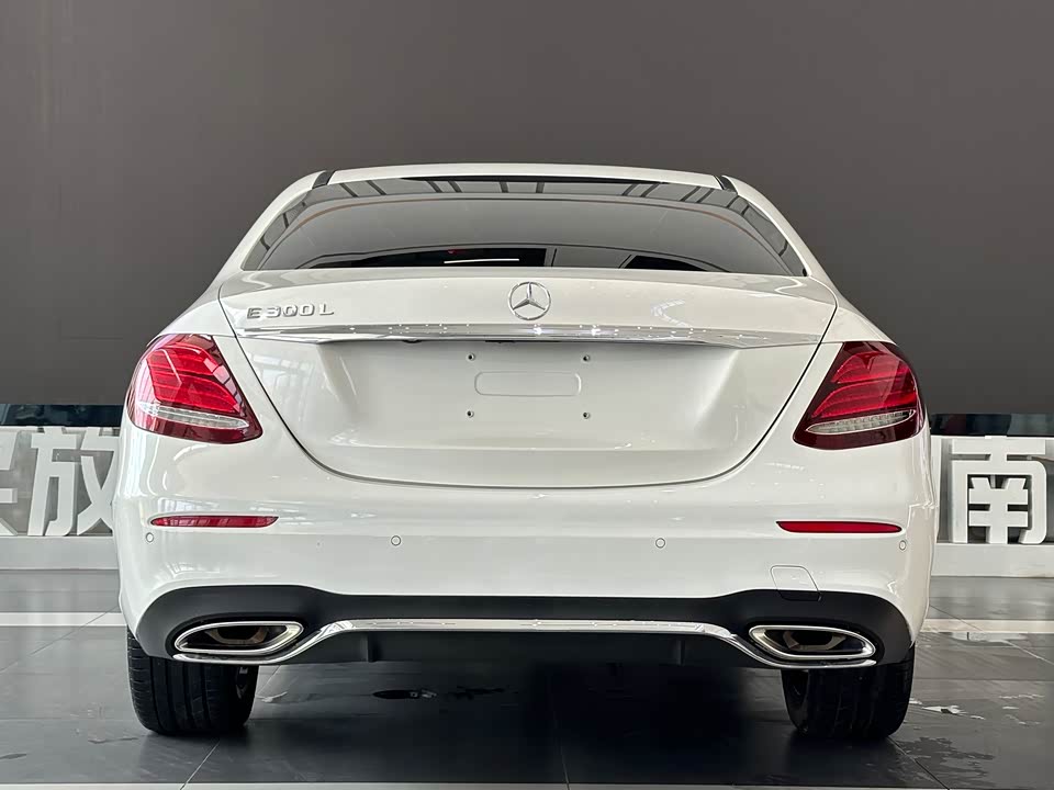 Mercedes-Benz E-class Mercedes-Benz E-class