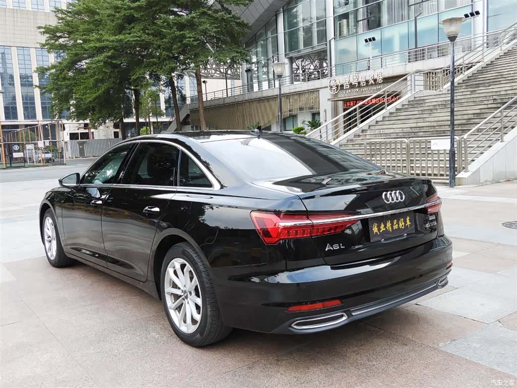 Audi A6L, 2020 все фото