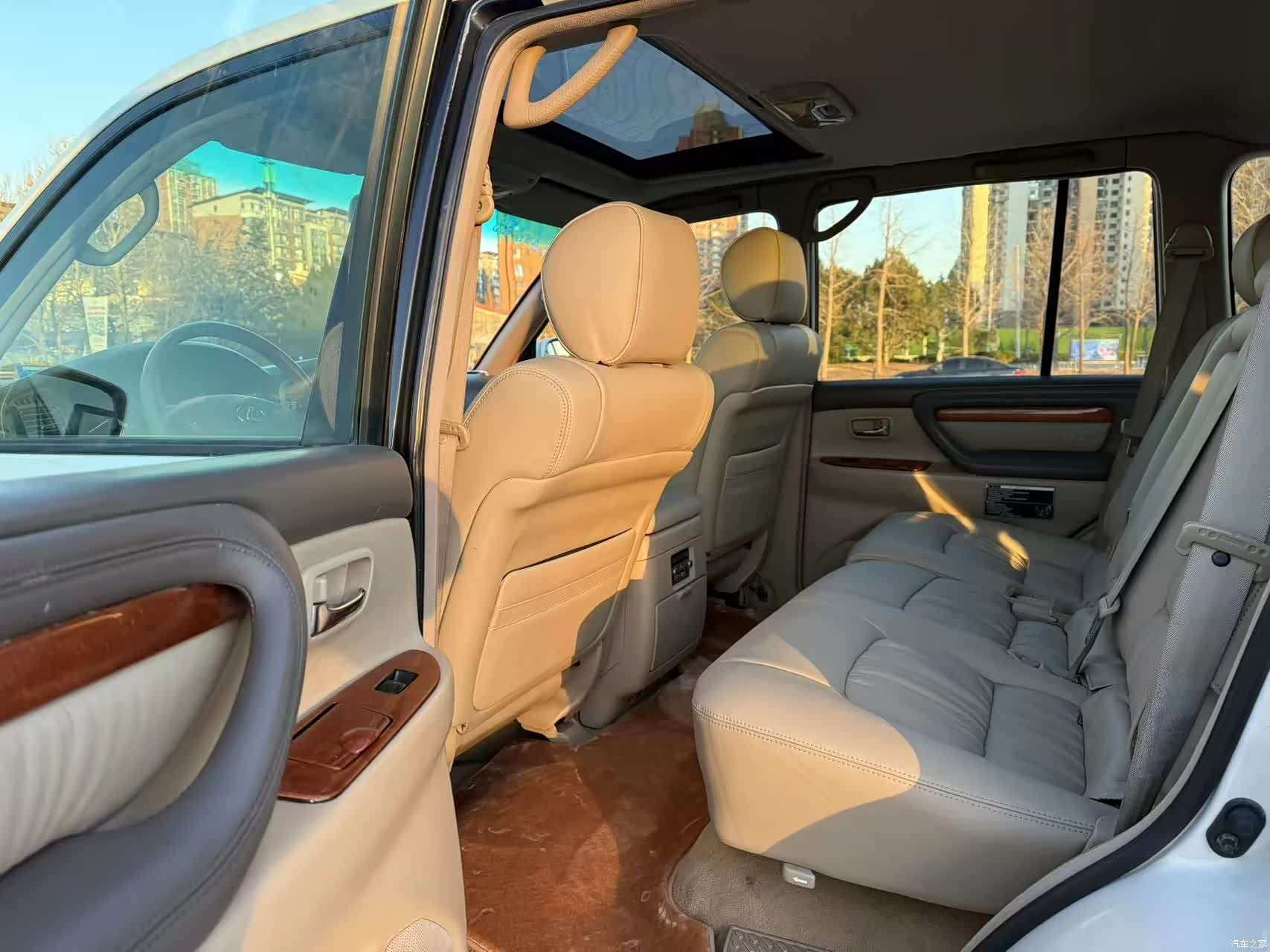 Lexus LX, 2007 13