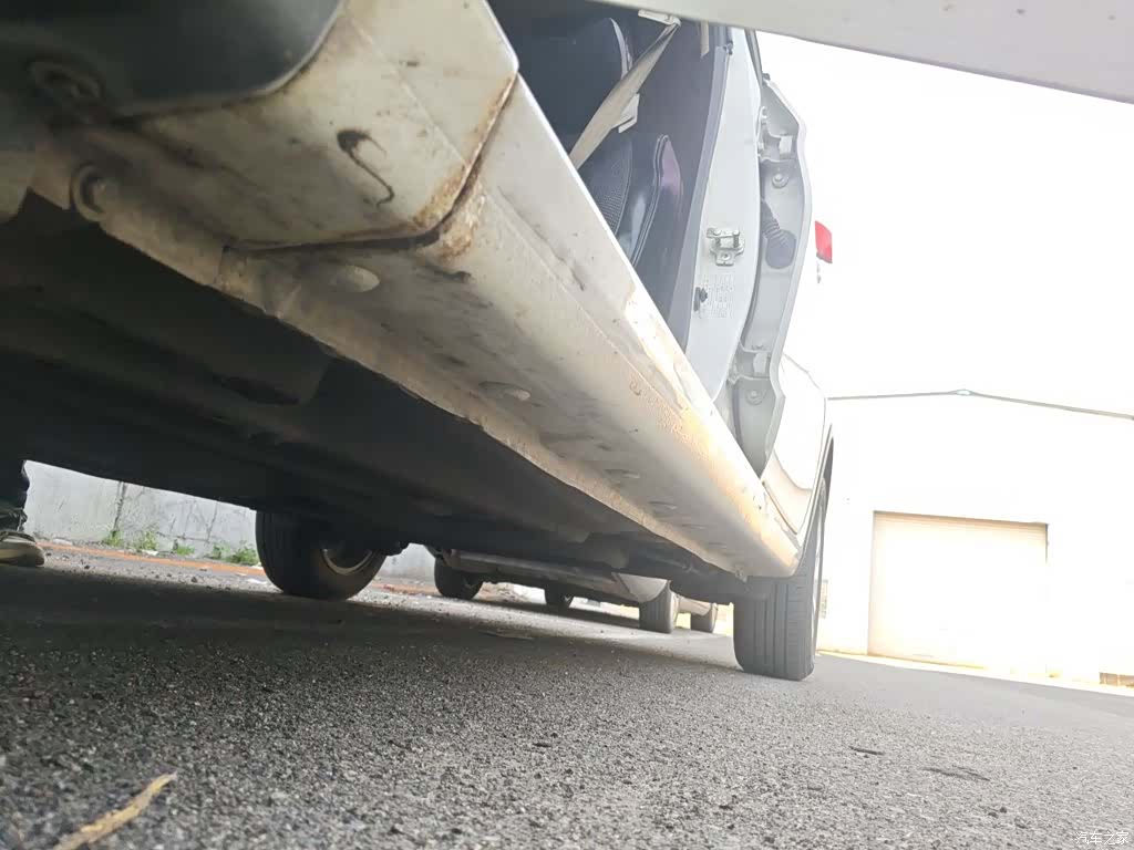 Wuling 310W, 2018 19
