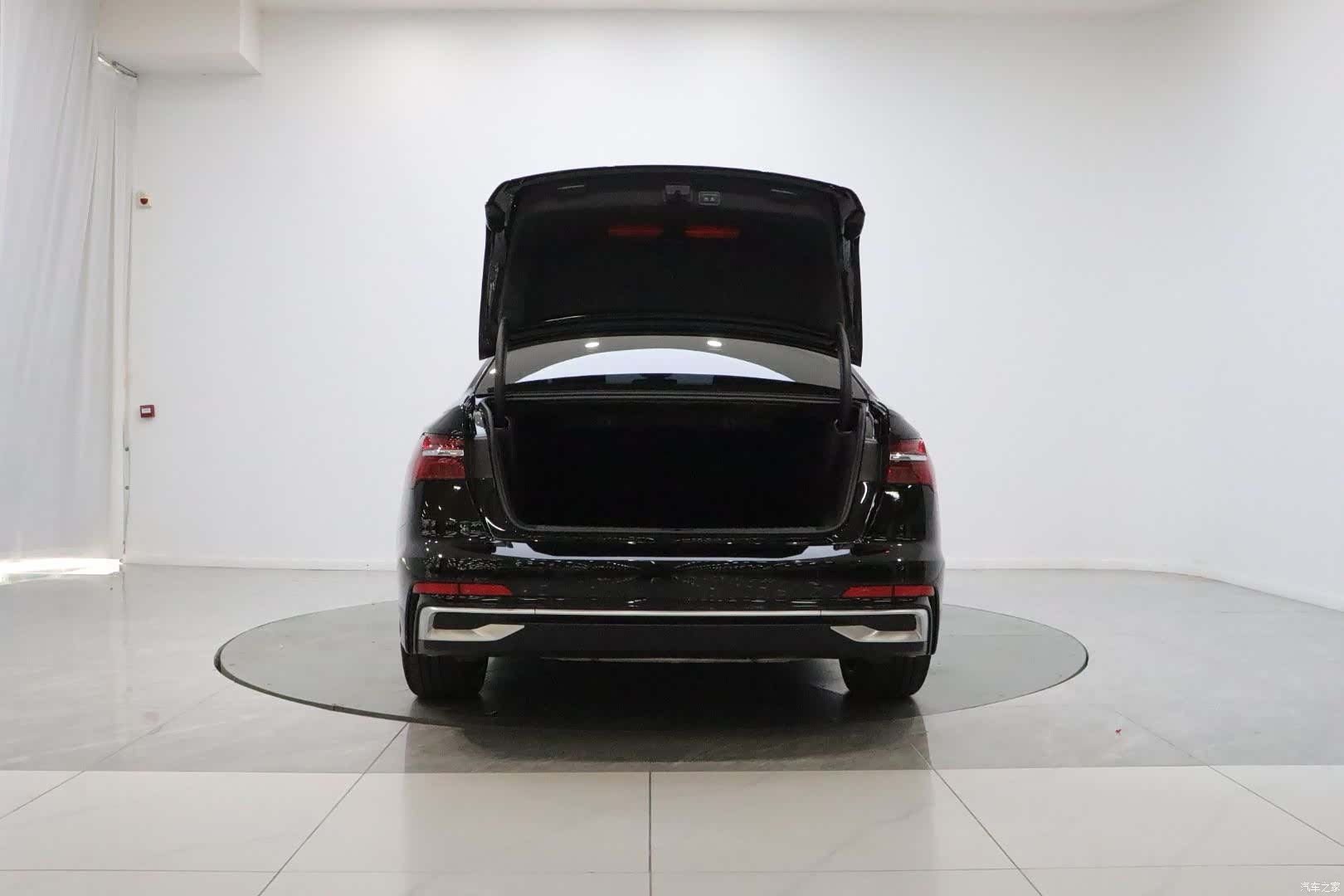 Audi A6L, 2025 9