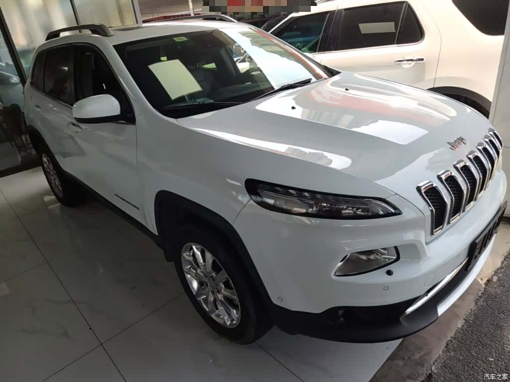 Jeep Cherokee, 2015 4