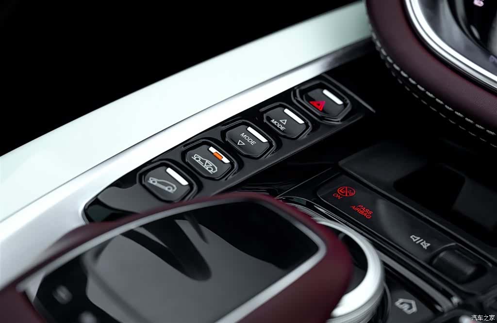 Aston Martin DBX, 2021 20
