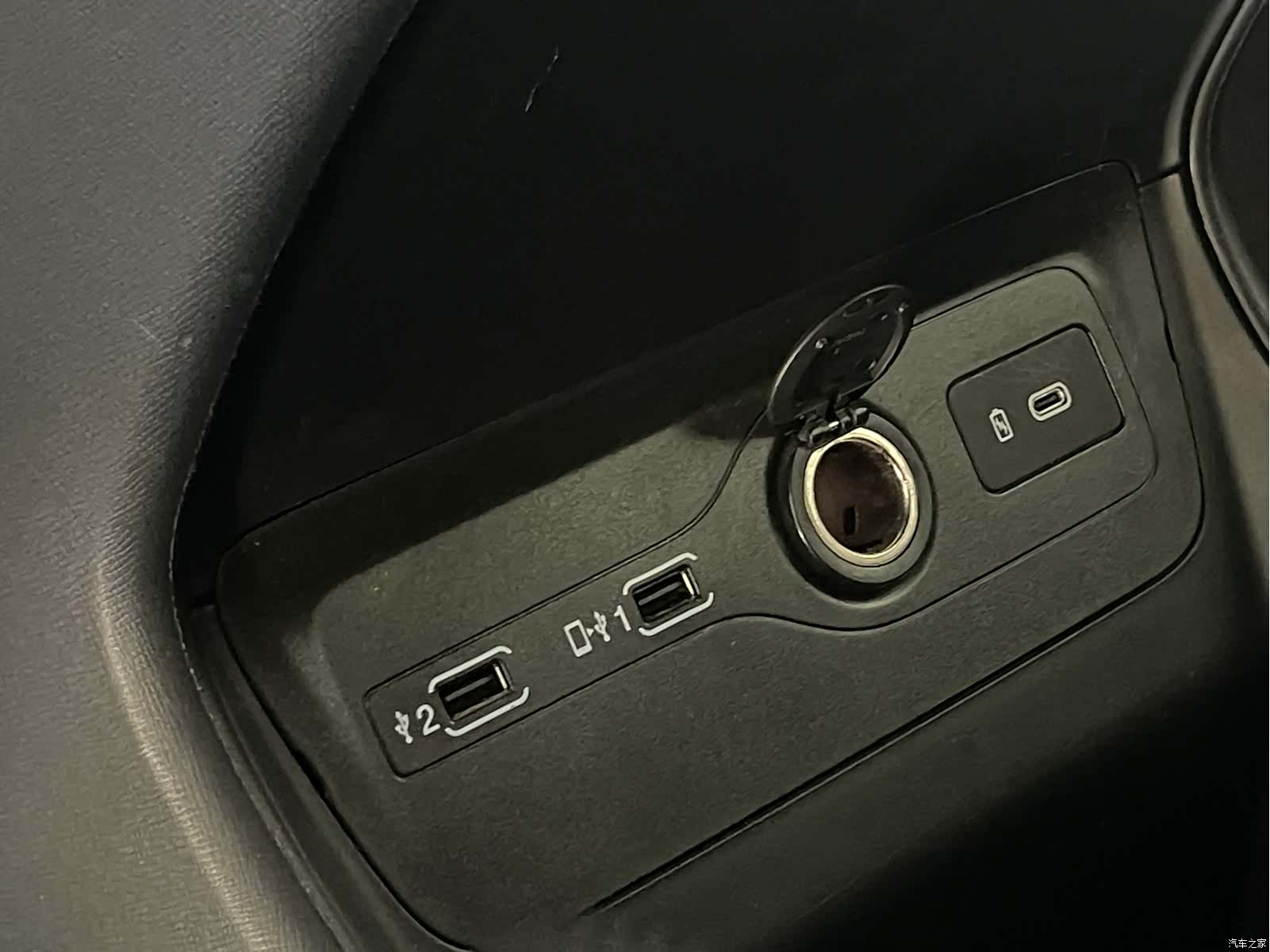 Trumpchi M8, 2024 30