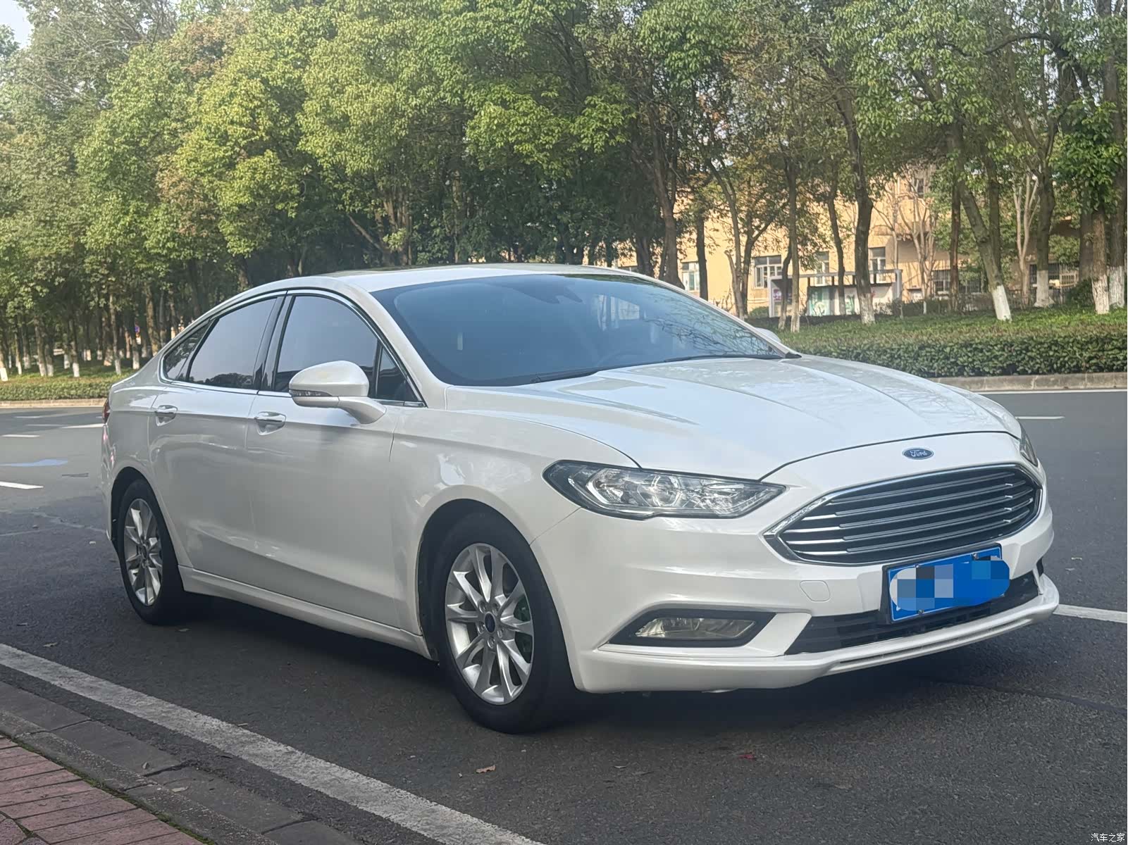 Ford Mondeo, 2018 3