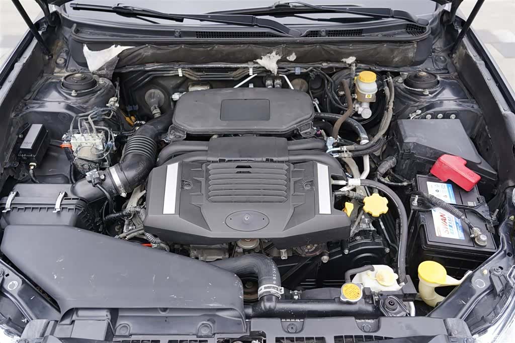 Subaru Legacy, 2011 14