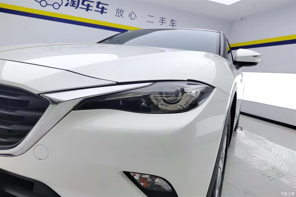 Mazda CX-4, 2018 все фото