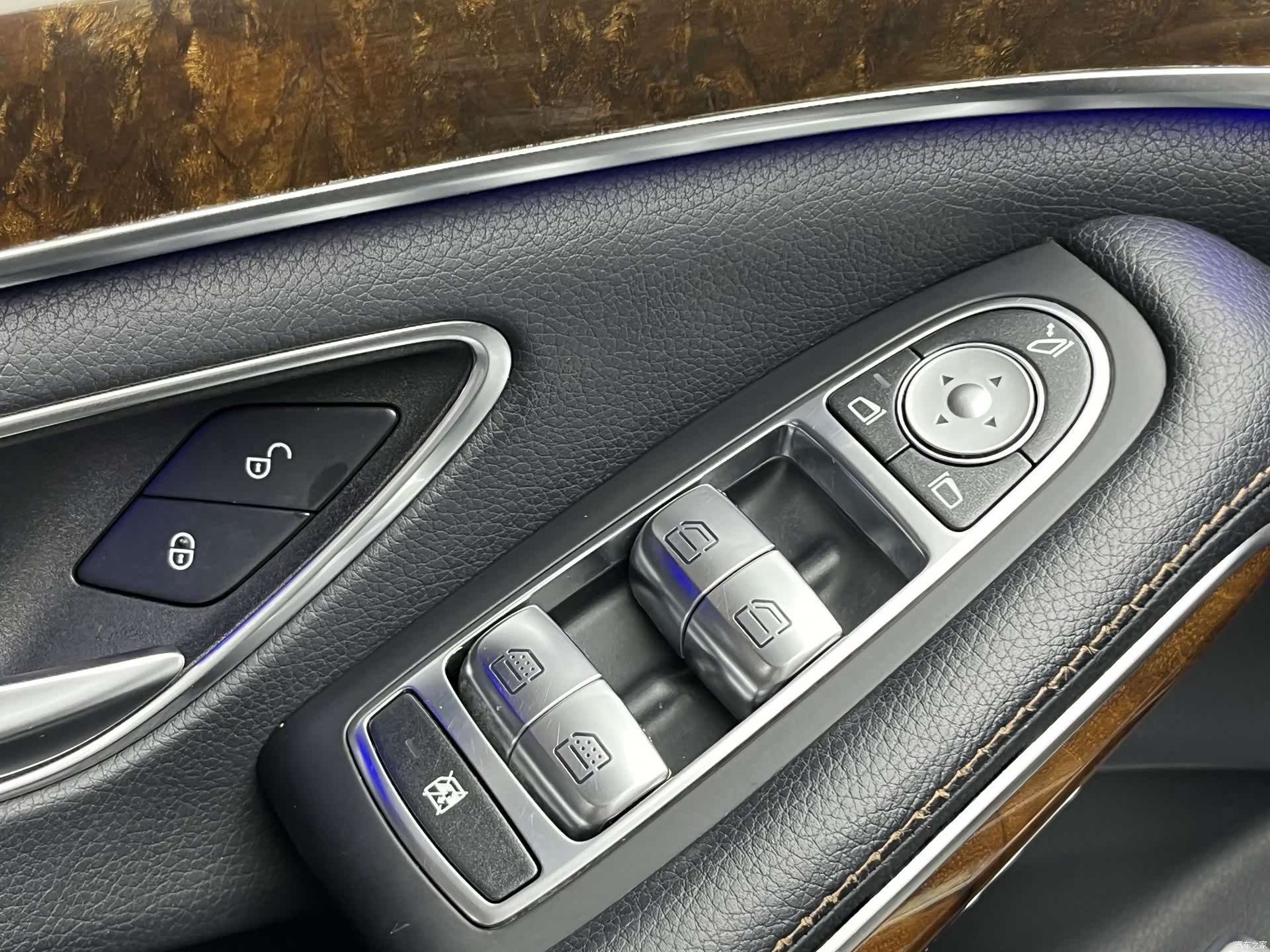 Mercedes-Benz S-Class, 2015 9