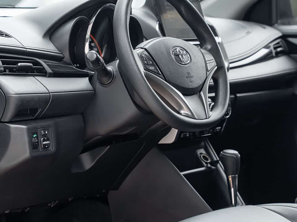 Toyota YARiS L Zhixuan