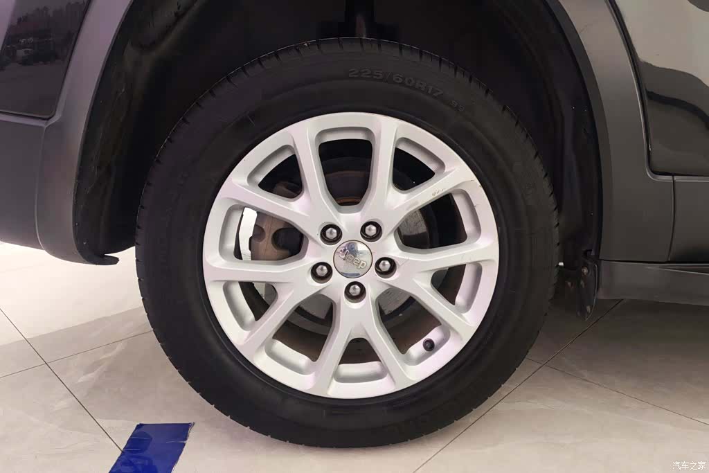 Jeep Cherokee, 2017 6
