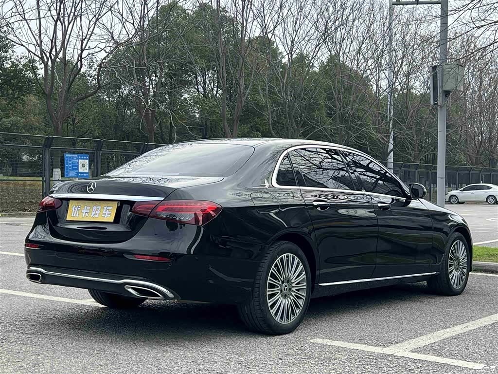 Mercedes-Benz E-Class, 2022 6