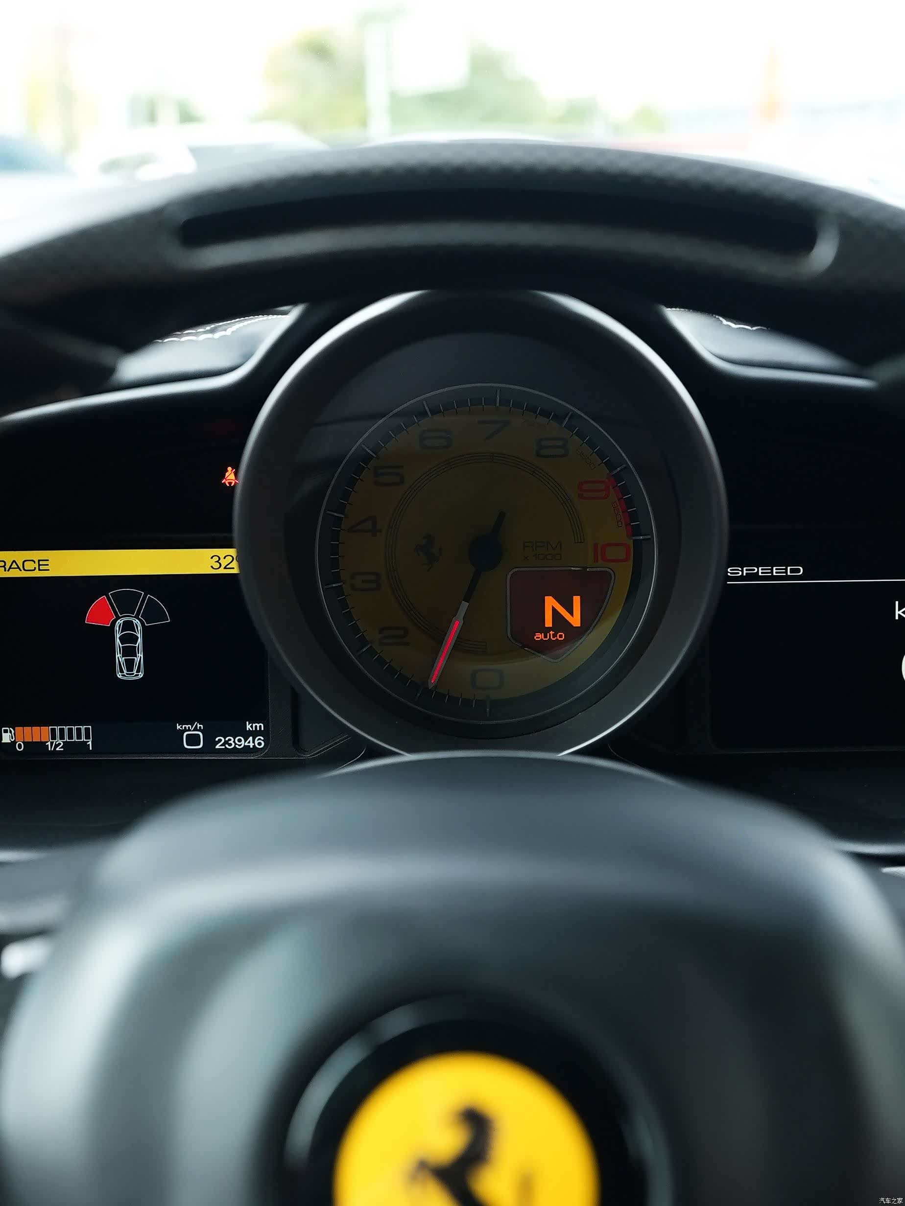 Ferrari 458, 2014 8