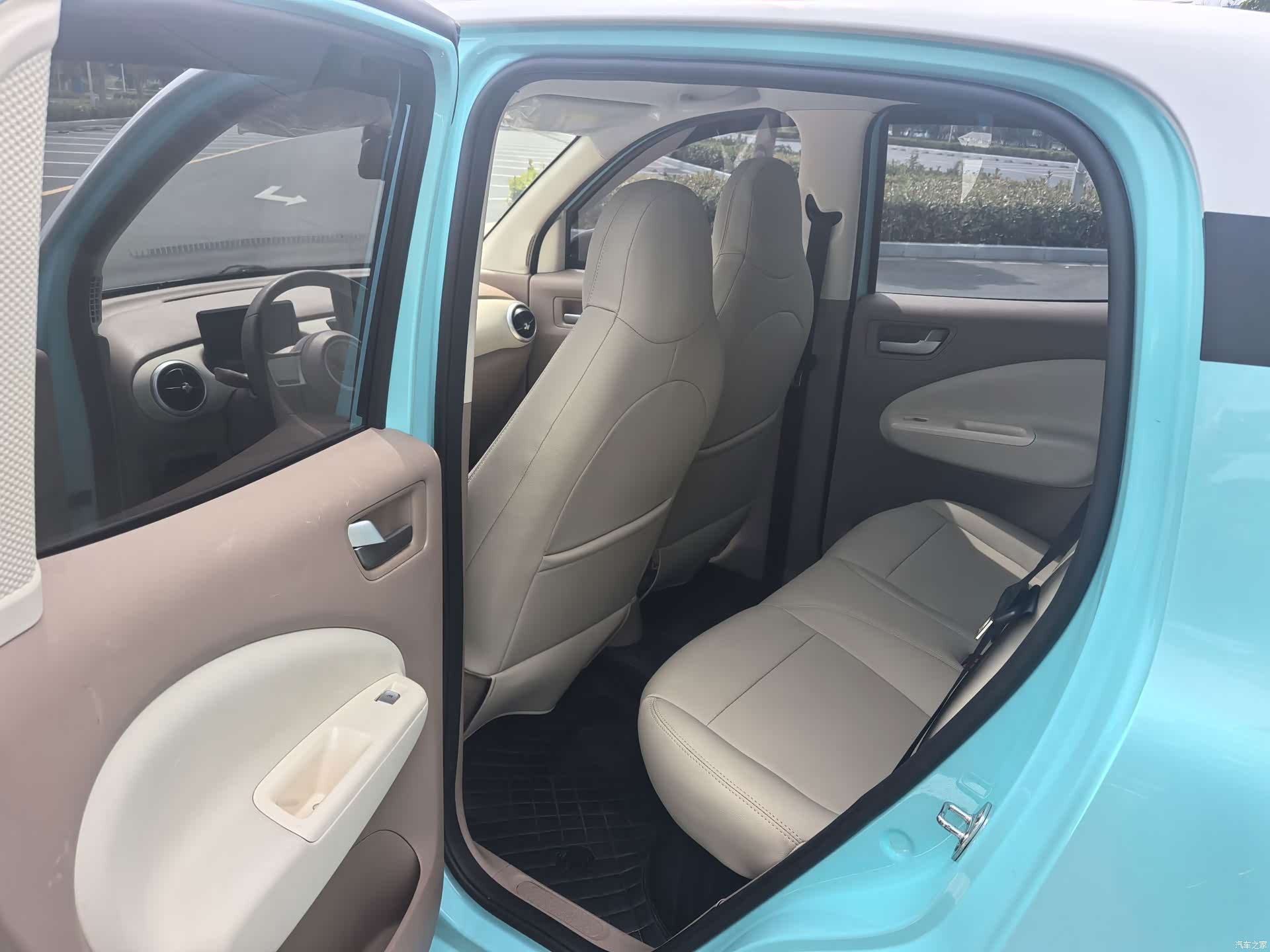 Wuling MINIEV, 2025 9