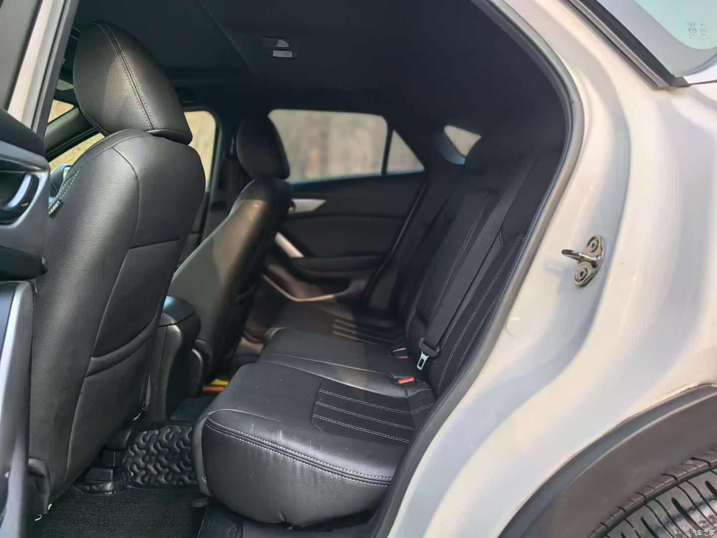 Mazda CX-4, 2019 8